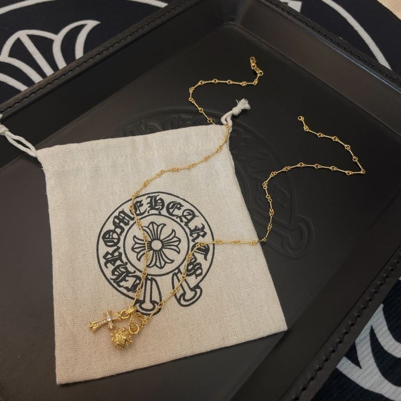 Ch*0me He**ts necklaces